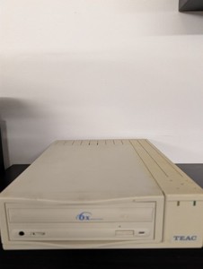 Teac Sub CD-R55S CD-ROM Extern -Vintage