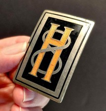 Original Hupmobile 8 Enamel Radiator Badge Emblem 1928-29 Model M Free Shipping