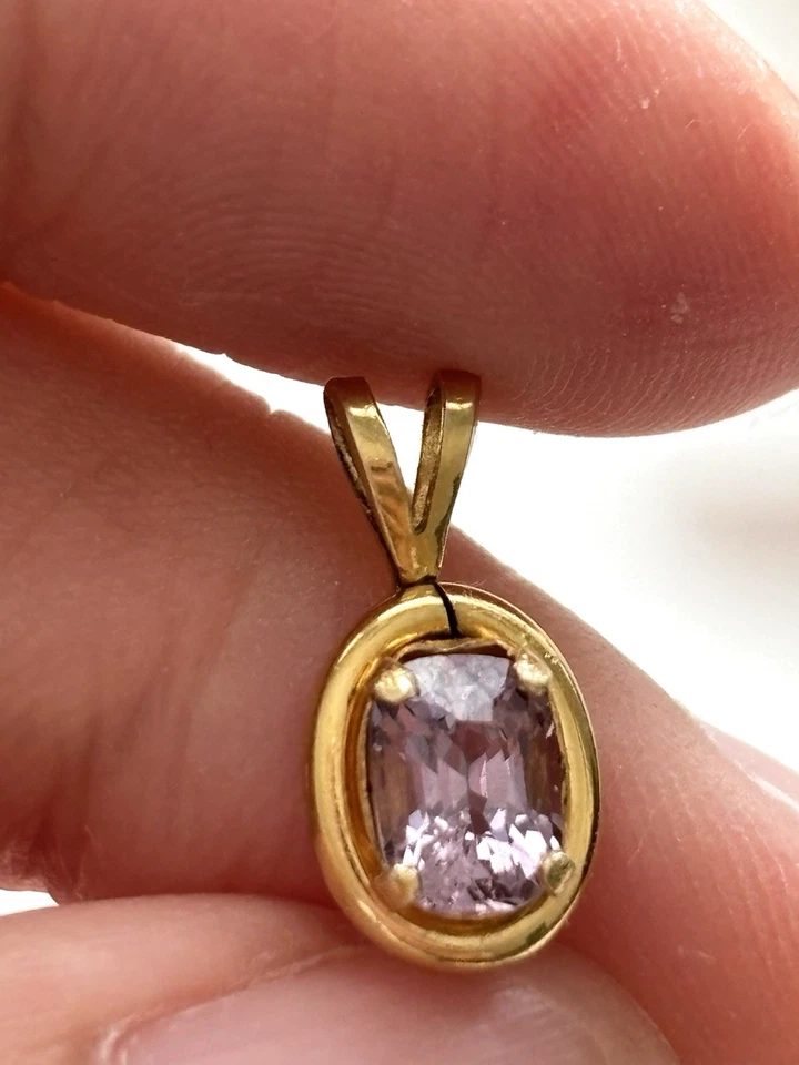Small Vintage Genuine Natural pinkish purple Spinel Pendant 0.73g - Image 4 of 4