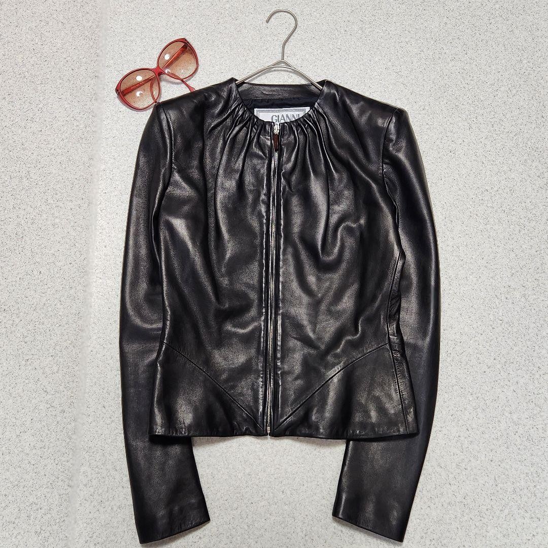 USED VERSACE COLLARLESS LEATHER JACKET, ZIP-UP, BLACK LAMB LEATHER, SIZE 40 GO thumbnail 2