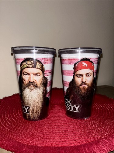 Set Of 2 Duck Dynasty Thick Plastic Twist-On Lid w/Straw Holder Tumblers - Picture 8 of 8