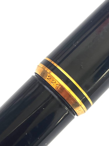 VINTAGE MONTBLANC 221 FOUNTAIN PEN; 585 Nib - 第 8/13 張圖片