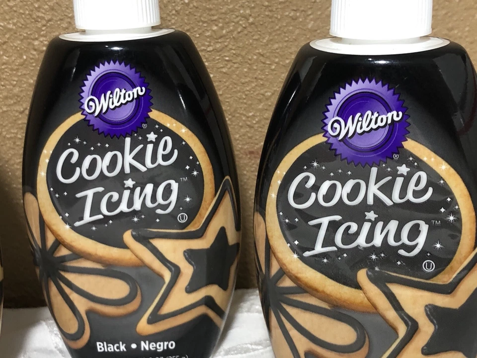Fondant glaseado galleta negro Wilton 3 unidades de 9 oz Foto 3 de 4