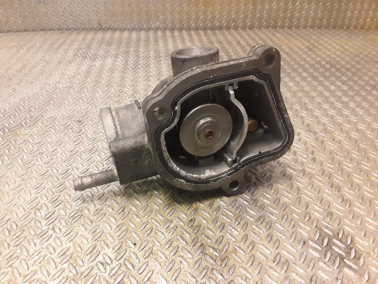 MERCEDES OM648 Thermostat E S Class W211 W220 3.2 Diesel 150kw GENUINE