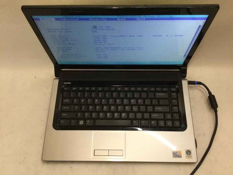 Dell Studio 1745 17.3" / Intel Core 2 Duo T6600 @ 2.20GHz / (MISSING PARTS!) MR - Image 2 of 4