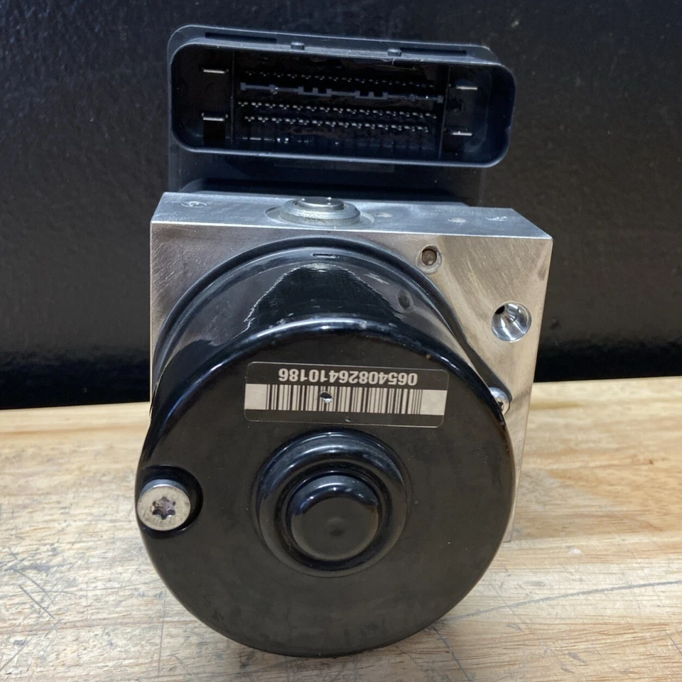 REFURBISHED ABS Brake Pump Module 2004-2011 Volvo S40 | 30794730 AA - Image 4 of 4