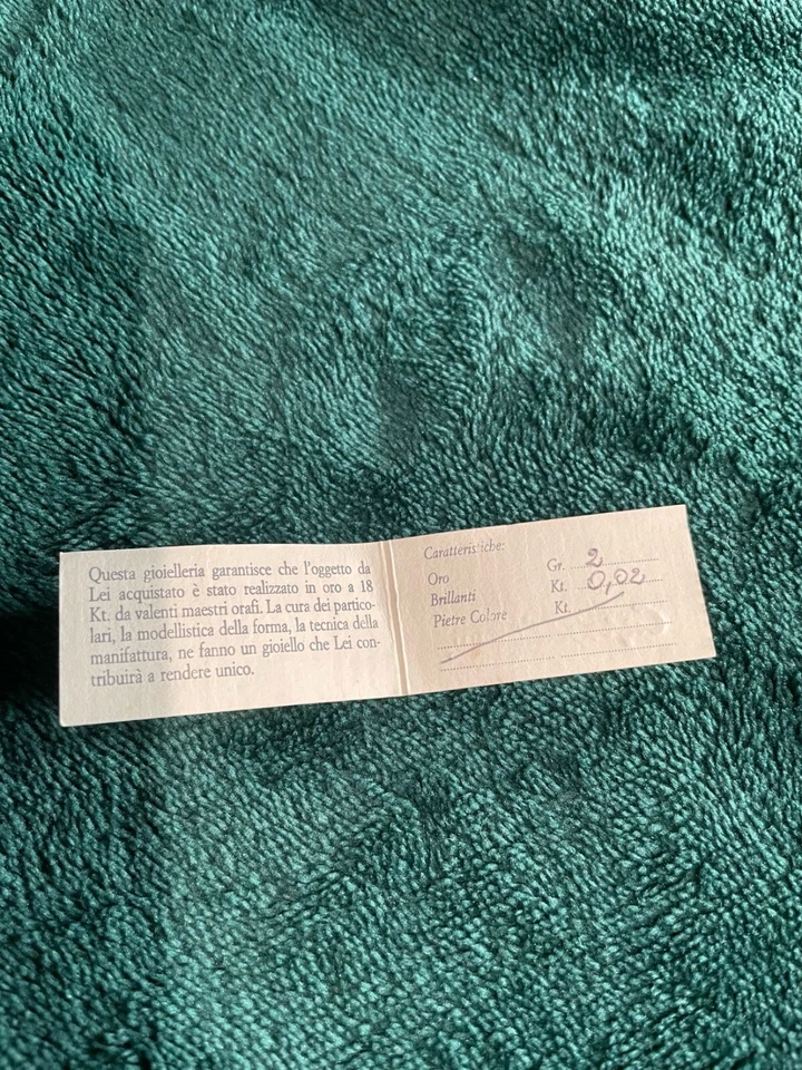 Coppia di orecchini in oro Bianco con diamanti forma goccia - Imagen 3 de 4