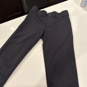 Mizuno woman’s softball pants size xs blk