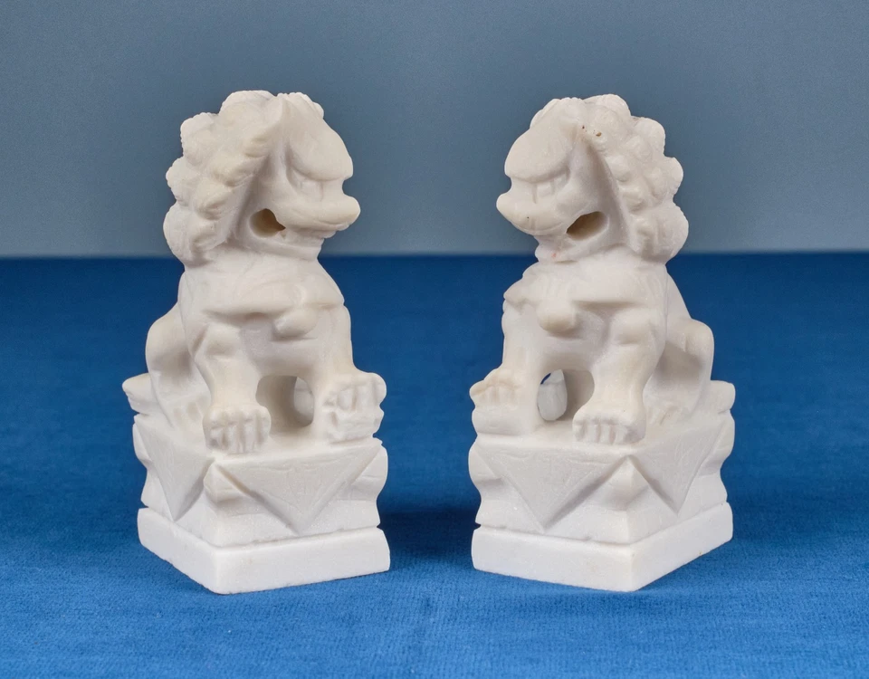 Vintage zwei chinesische Fu Hunde Tempellöwe weiße Marmorstein Fenshui Asien - Bild 4 von 4