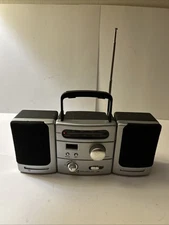 Vtg Lifelong Baby Boom Box Silver Portable Mini AM/FM Radio 8157 Clock/Antenna