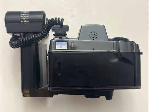 Canon Q8200 Camera 35mm Film Perfect Working Condition Vintage Black Flash - Picture 4 of 10
