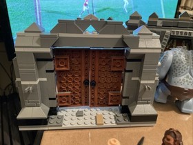 LEGO The Lord Of The Rings Mines Of Moria 9473 With Mini Figures Cave Troll