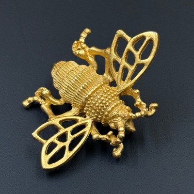 Vintage Gold Tone Honey Bee Pin Brooch 1.5'' Textured Insect Jewelry