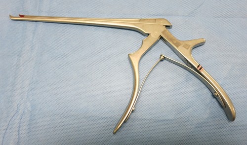 Aesculap FF773R Kerrison Punch 3MM