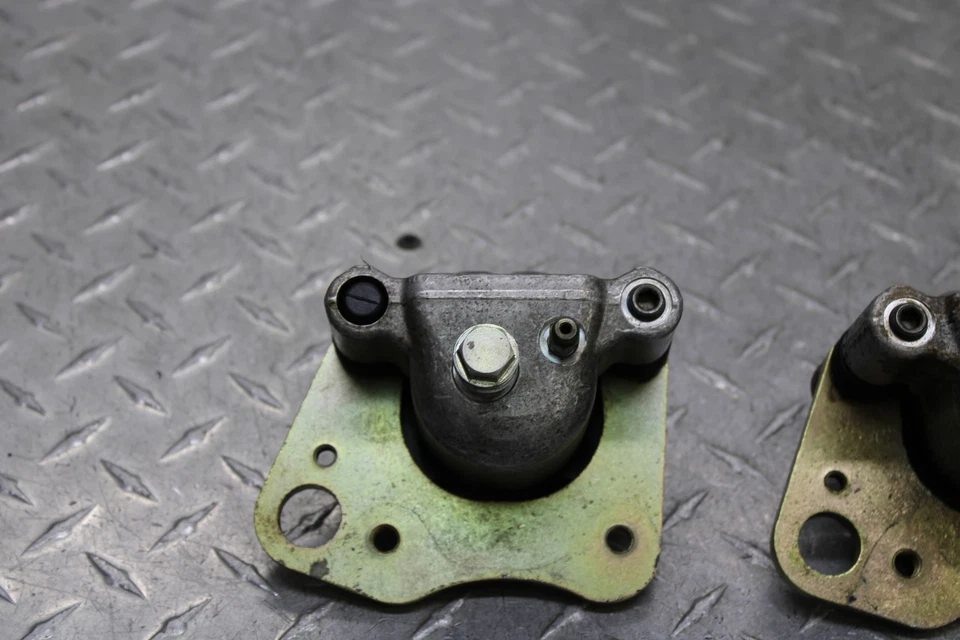 2015 POLARIS SPORTSMAN 570 EPS FRONT BRAKE CALIPER 1911616 1911617 - Image 2 of 4