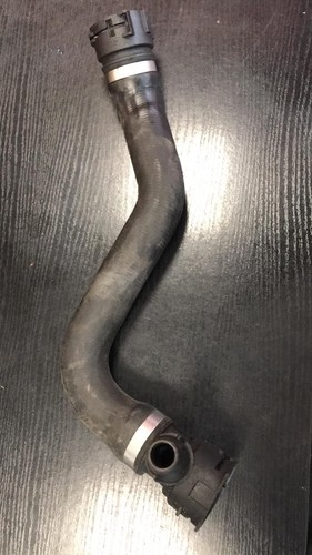 BMW 5er E60 E61 Motorkühler Kühlmittel Wasserschlauch Rohreinheit 7799747