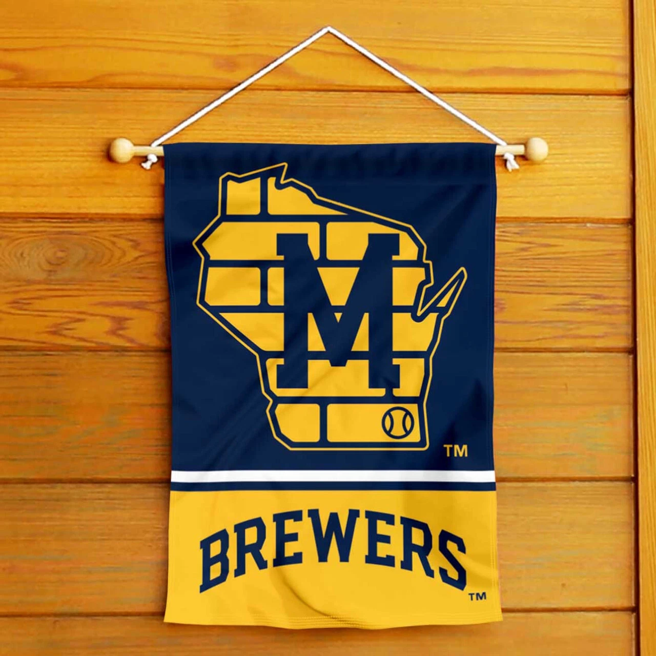 Milwaukee Brewers Retro Plain M Flag Graden Flag