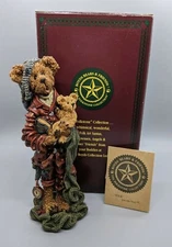 Boyds Bears Folkstone "P.J. McSnoozin w/ Craxton Hibearnation" #2882 Pajamas Bed