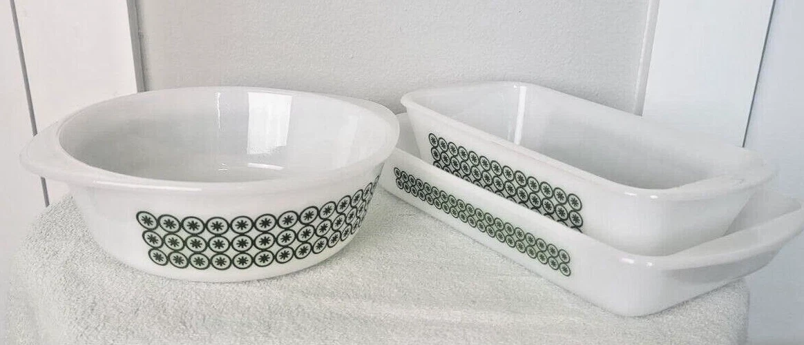 Vintage 3-piece White Ovenware Set w/Green Circled Asterisk Design