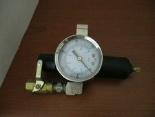 PARKER WATTS~PNEUMATIC FILTER / REGULATOR w/ GAUGE~~B548-02DGCS/M2