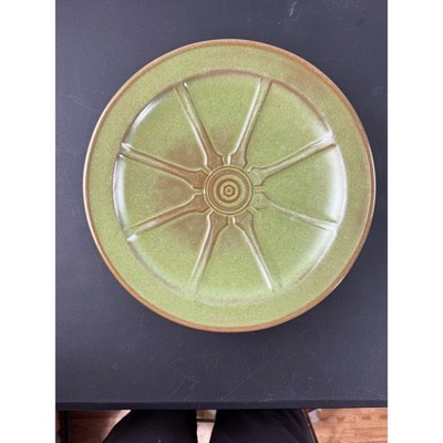 Set of 5 Vintage Green Stoneware Salad Plates Wagon Wheel Sunburst Embossed 8''