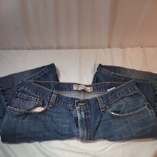 Men's 38x32 Levi's 559 Relaxed Straight Fit Medium Wash Denim Blue Jeans used
