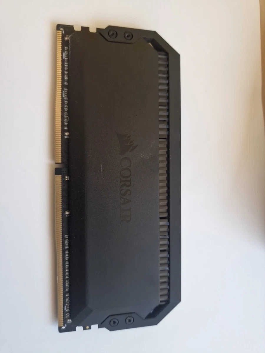 CORSAIR Dominator Titanium RGB DDR5 64GB 6000MHz CL30 AMD Expo