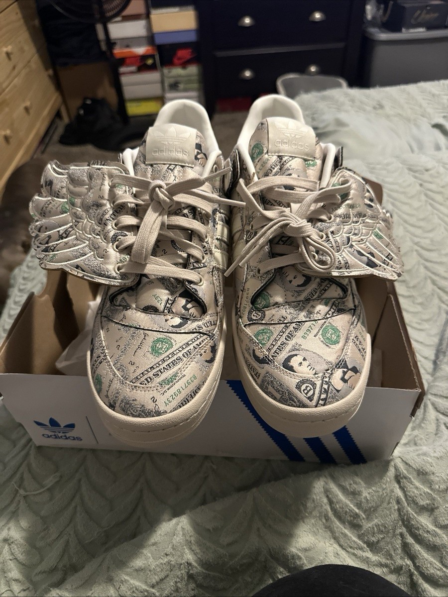 jeremy scott wings size 12