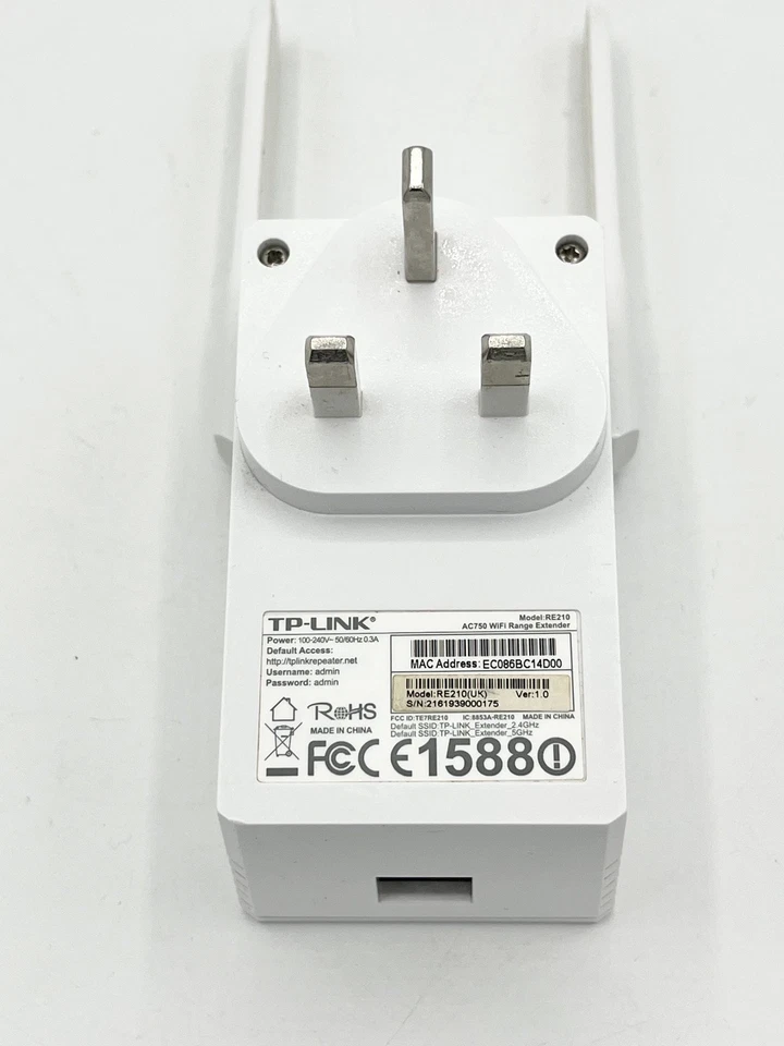 TP-LINK RE 210 (UK) AC 750 WIFI Range Extender White Plug In  - Image 3 of 4