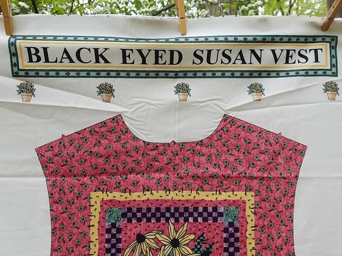 Lisa Seely For Springs Industries Black Eyed Susan Vest Fabric Panel, One Size - Picture 3 of 6