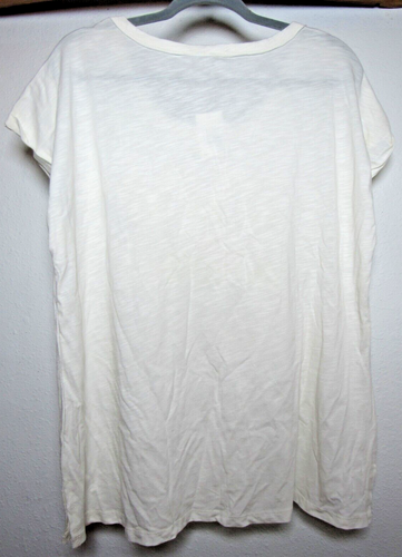 Cato Ivory Breeze T-shirt With Bunnies And Spring Flowers, Women's Size XL NWT. - 第 6/8 張圖片