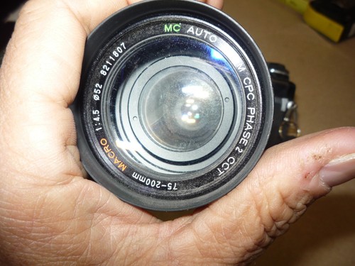 Minolta X-570 35mm Camera With 75-200mm Lens, untested - Picture 10 of 10