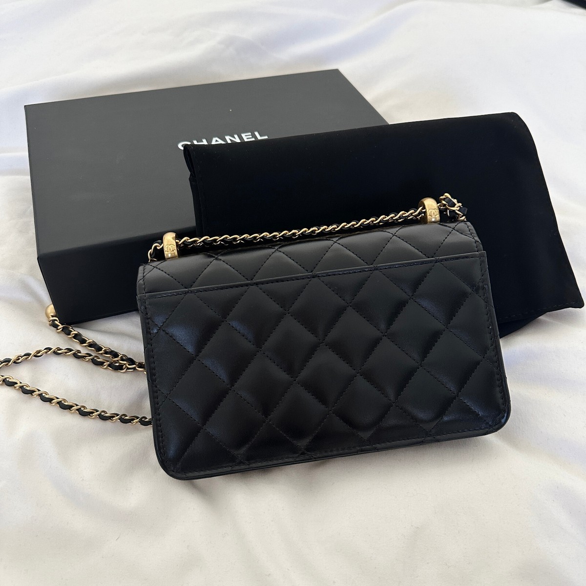 New with Box CHANEL 24C Black Perfect Fit Wallet On Chain WOC