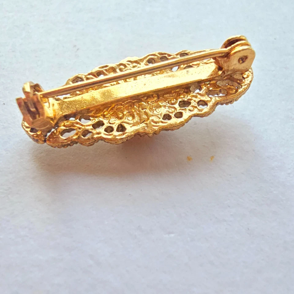 Broche de porcelana rosa ovalado tono oro 1928 vintage años 80 añade un toque Foto 3 de 4