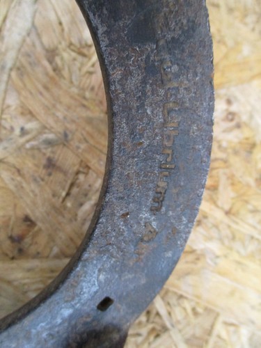 Vintage Retro Horse Shoe - Blacksmith Made - Garden Art Item - Patina/Rust/Age - Picture 9 of 11