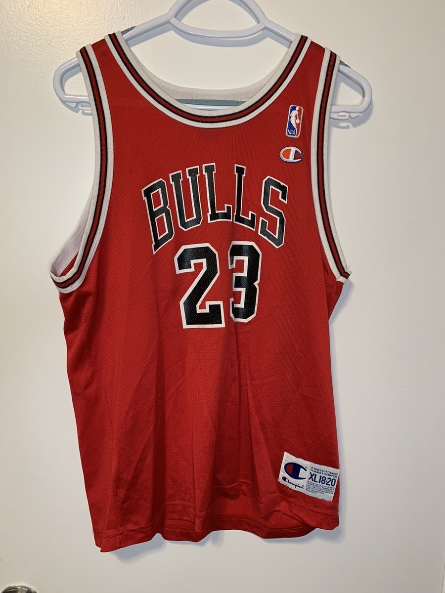 Vintage 90's Champion Michael Jordan Bulls #23 Red NBA
