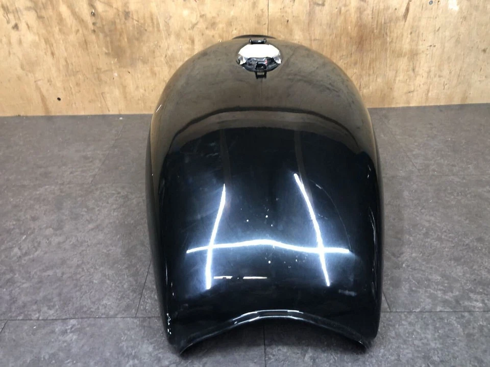 KAWASAKI Z1 OEM TANQUE DE GASOLINA TANQUE DE GASOLINA TANQUE DE COMBUSTIBLE Z2 KZ1000 KZ900 USADO JAPÓN Foto 2 de 4