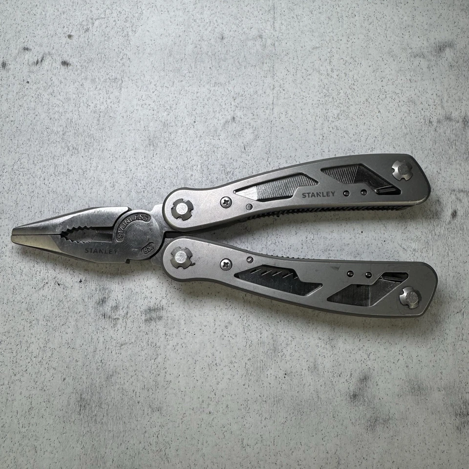 Stanley Stainless 12-in-1 Multi Tool 2CR Pliers Knife Screwdrivers File Survival - Image 3 of 4