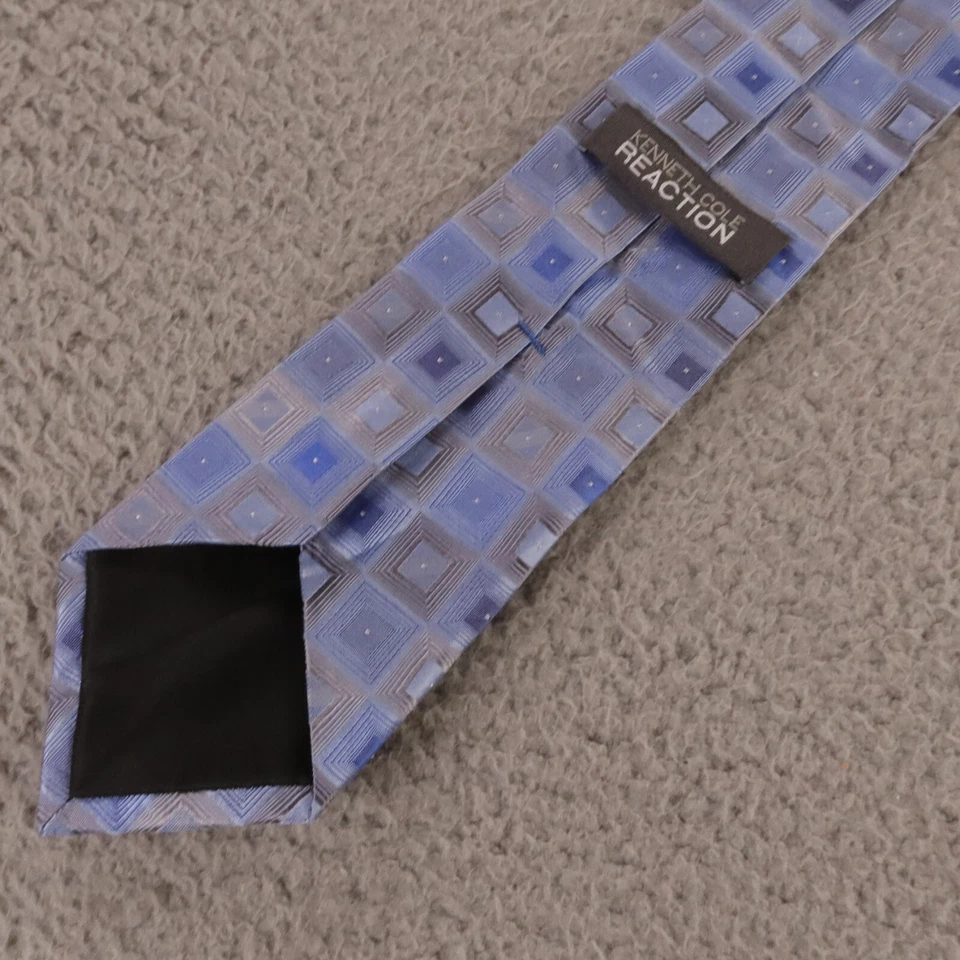 Corbata Kenneth Cole azul gris cuadrados a cuadros reacción abstracta 100 % seda 3,25" Foto 3 de 4