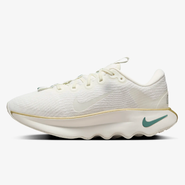 Nike DV1238-102 モティバ ウォーキングシューズ Nike Women's Motiva Premium Walking Shoes 'Sail' (DV1238-102