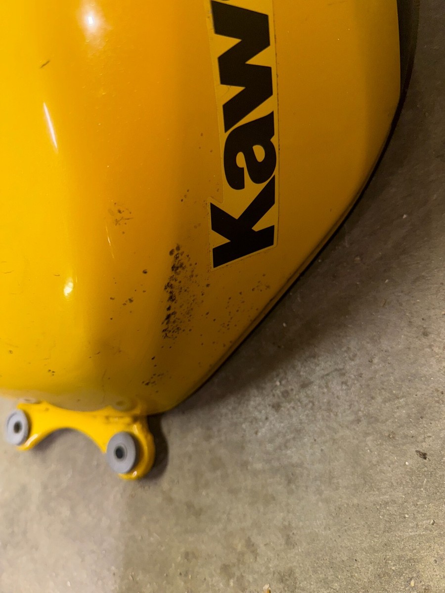 00-02 Kawasaki Ninja Zx6r ZX 6 Fuel Gas Tank Petrol Yellow
