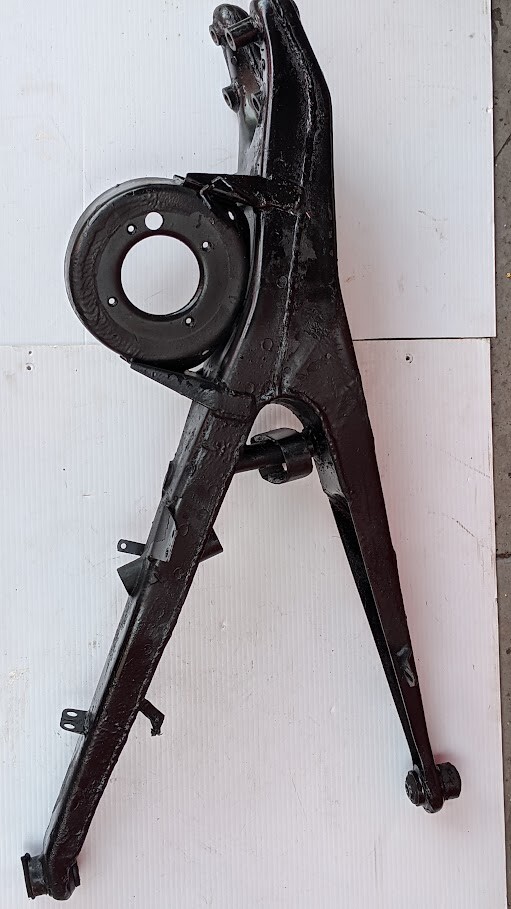 Rolls Royce Silver Shadow RIGHT REAR trailing control A arm RH8224
