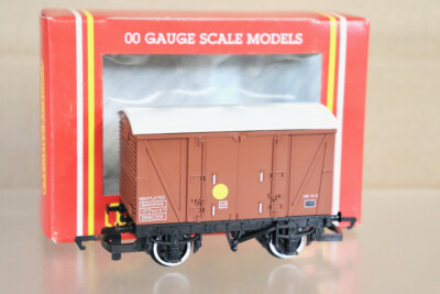 Hornby R213 British Rail Banana VEA Güterwagen B882356 Mint OVP Spur OO 1:76