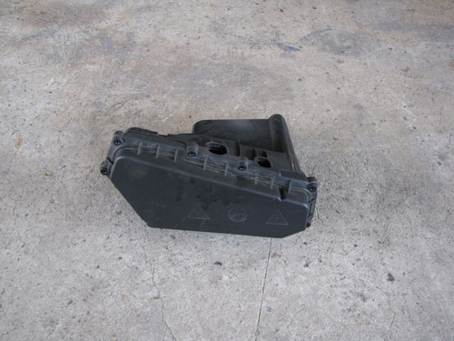 BMW 1er F20 F21 3er F30 F31 ECU Aufbewahrungsbox komplett 8509913 8509914