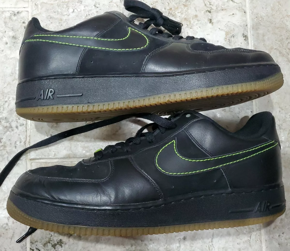 Air force 1 82 black gold 2025