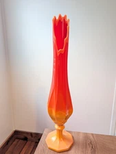 L E Smith Dominion Bittersweet Pedestal Swung Glass Vase MCM Vintage Decor 20.5"