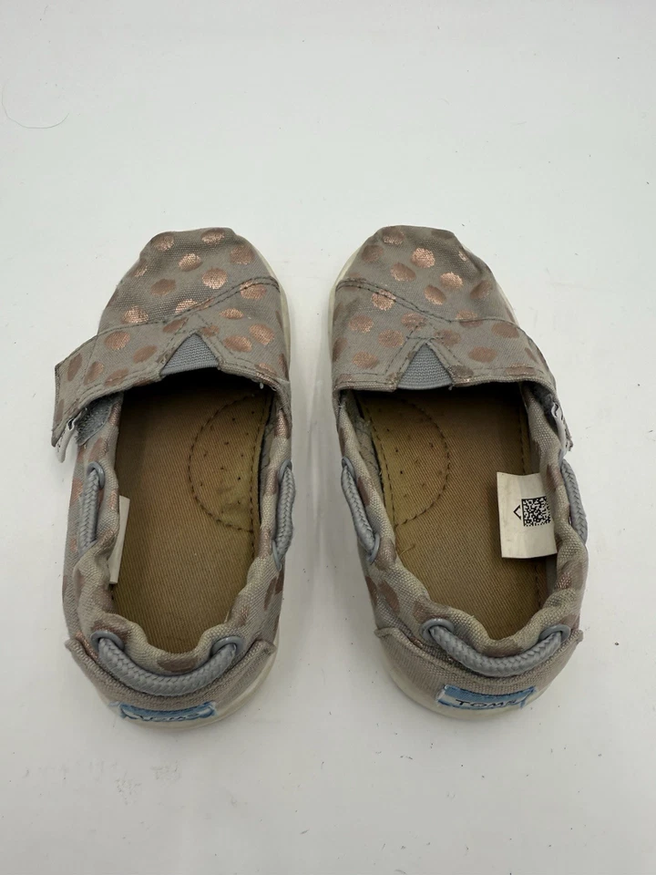 Mocasines sin cordones TOMS para niñas pequeñas gris rosa a lunares talla 7 Foto 4 de 4