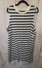 NWT Old Navy Women's Size XL White & Gray Dress