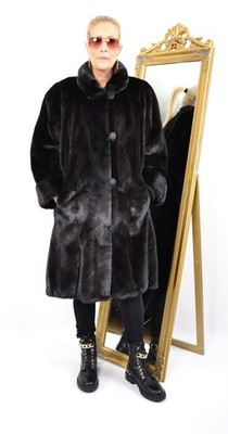 A5539 NERZMANTEL ECHT PELZ JACKE NERZ MANTEL PELZMANTEL - FEMALE MINK FUR COAT