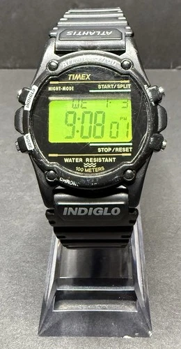 Vintage Timex Atlantis 100 Indiglo Digital Men's Wristwatch - Working